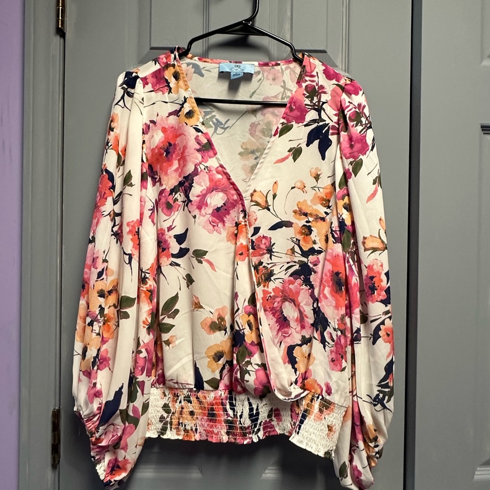 CeCe Floral V-Neck Blouse with Balloon Sleeves